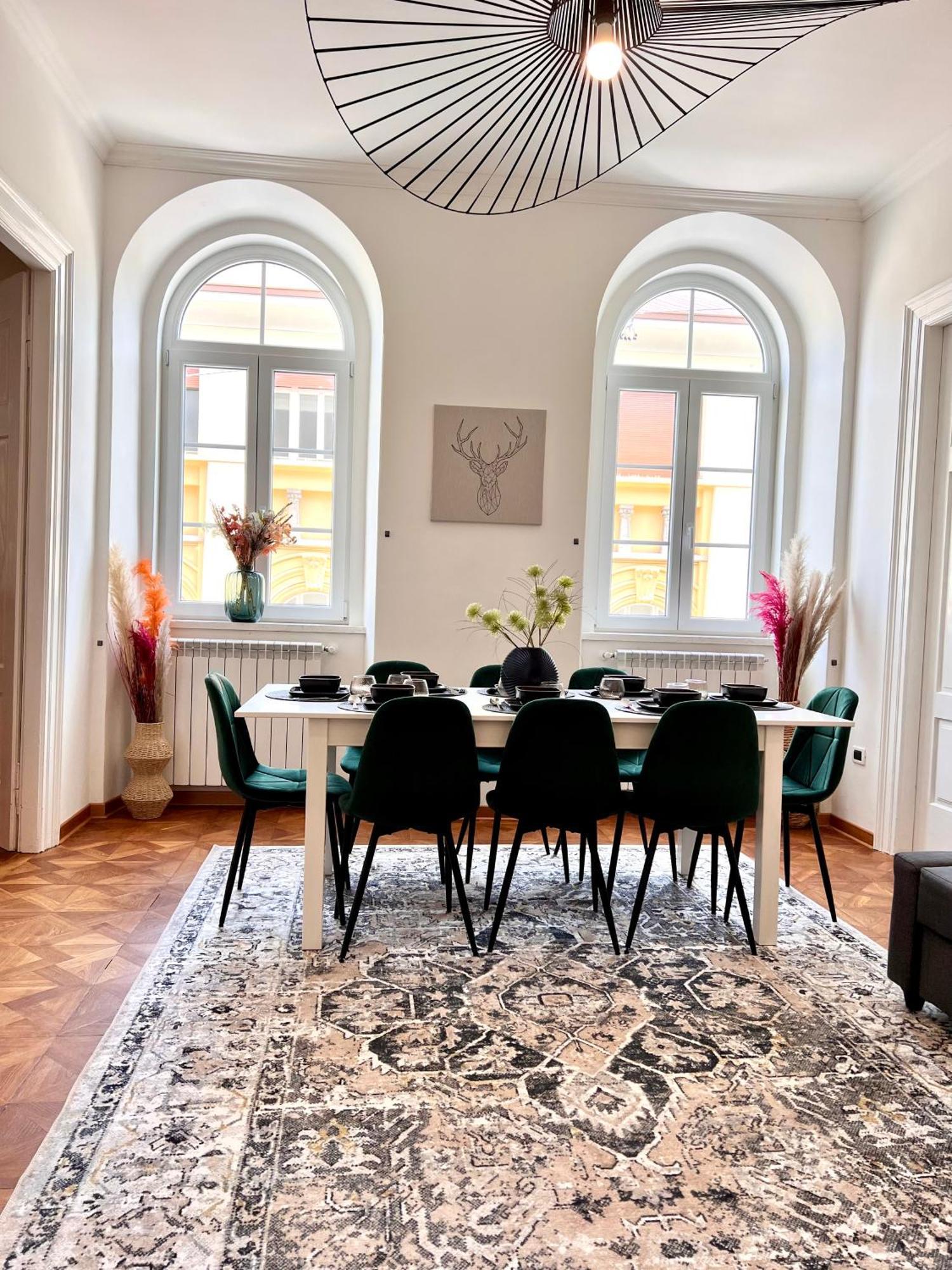 Suite Mitteleuropa Private Parking Trieste Eksteriør bilde
